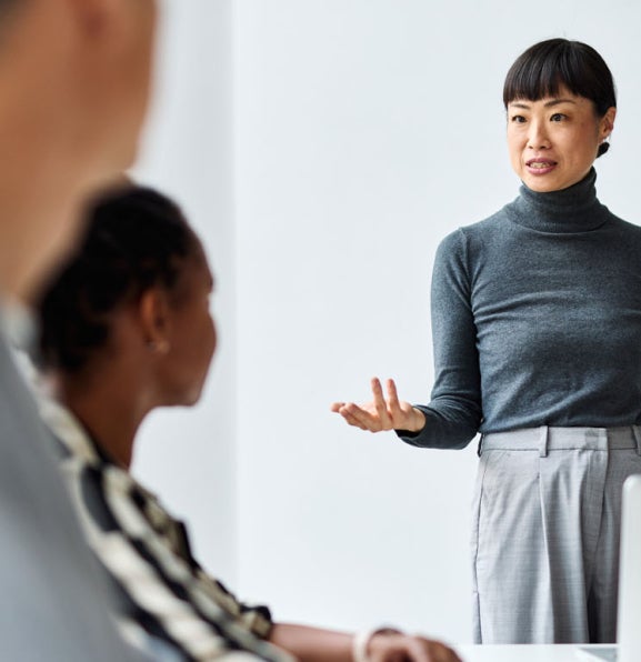 10 important leadership qualities